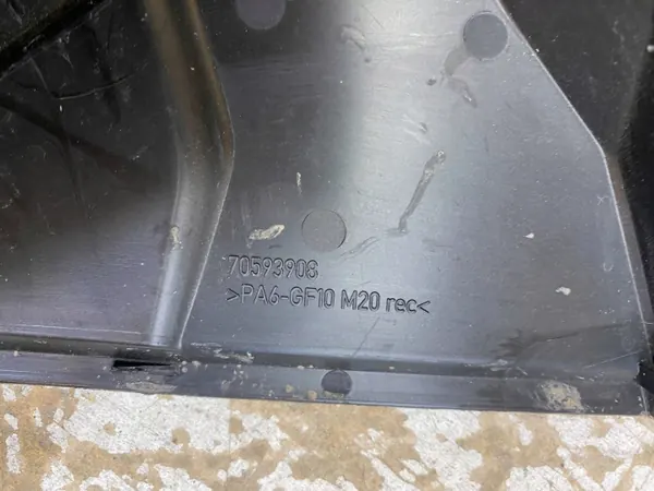 Audi Q8 2019 Motorafdekking OEM 70593908 image 6