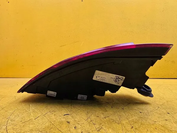 AUDI A5 8W LUZ TRASERA IZQUIERDA MATRIX 8W6945091D image 5