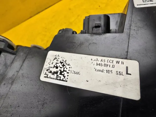 AUDI A5 8W LUZ TRASERA IZQUIERDA MATRIX 8W6945091D image 7