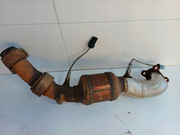 OEM CHEVROLET CAMARO VI 2016+ 3.6 V6 Catalyseur Droit Complet image 2