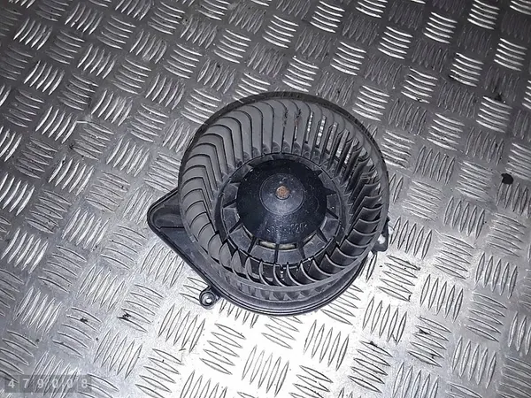 Moteur de souffleur de chauffage Audi A4 B7 2008 9020016 image 1