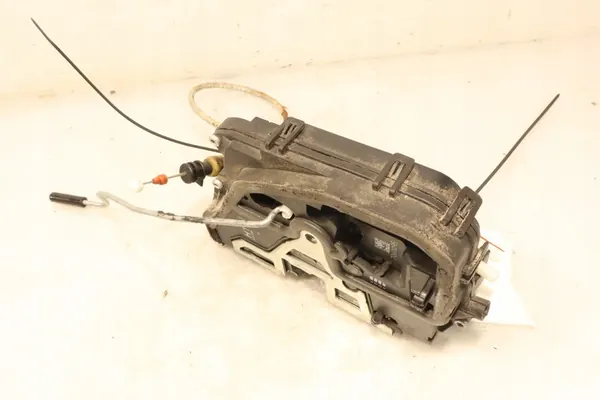 Vänster Bakdörrslås BMW 3 320D E90 OEM 7060295 image 5