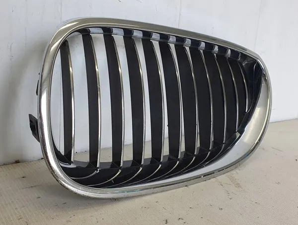 BMW Grille Air Intake E60 E61 image 3