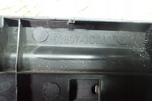 Rechter spatbordbeschermer OEM 53807-0C060 Toyota Tundra image 3