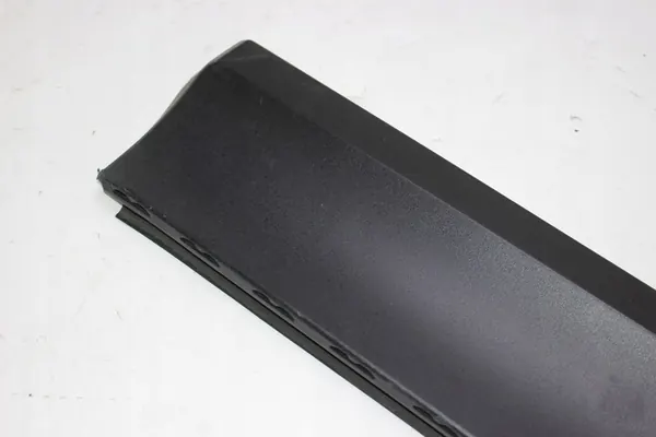Lower Left Rear Door Trim BMW F25 F26 7205781 image 3