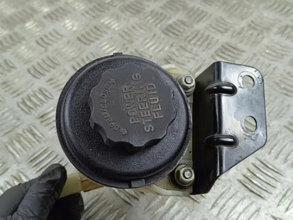 Réservoir direction assistée SsangYong Musso OEM FOB40612 image 4