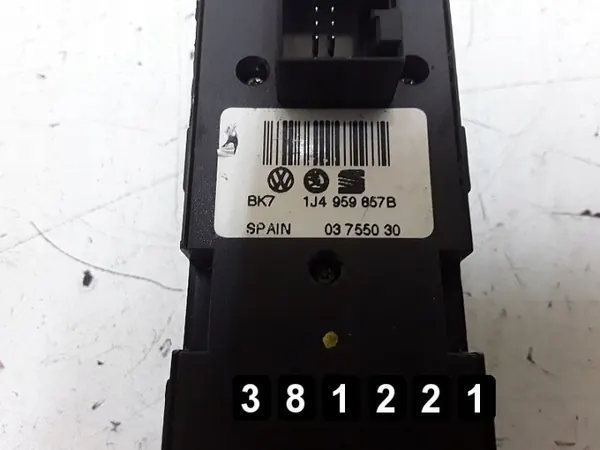 Interruptor VW Passat OEM AM-381221 - Pieza Usada image 5