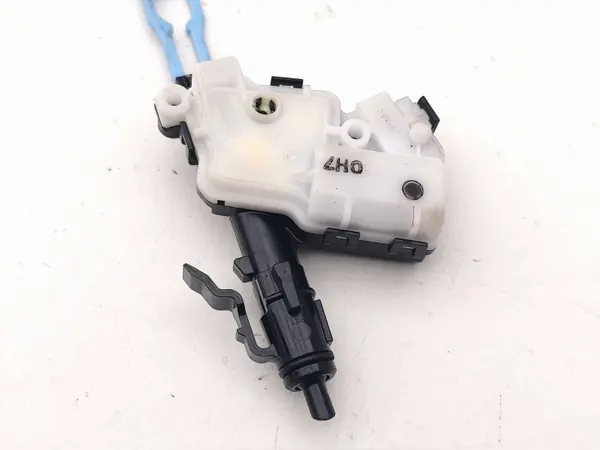 Lexus polttoaineläppätoimija OEM AMD217051 - Käytetty image 8