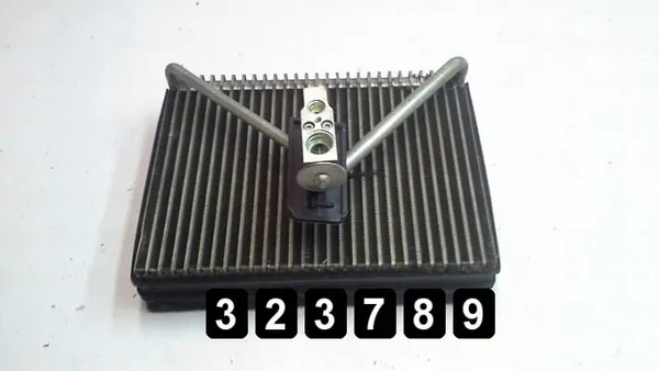 Volvo AC-förångare OEM AM-323789 - Begagnad image 2