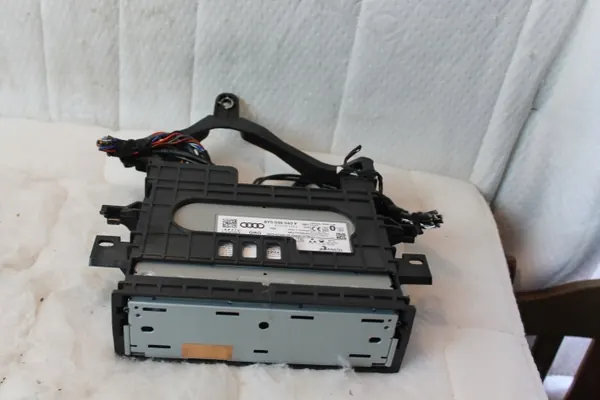 Unité MMI Navigation Audi OEM 8Y5043F pour A3 8Y image 2