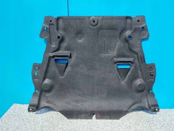 Volvo XC60 I Engine Undershield OEM 31333686 image 2