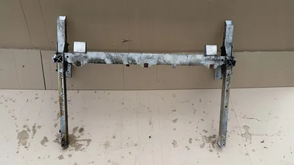 MERCEDES A250 W176 W246 Supporto Radiatore A2466280229 image 5