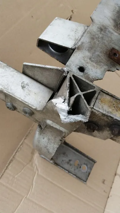 MERCEDES A250 W176 W246 Supporto Radiatore A2466280229 image 6