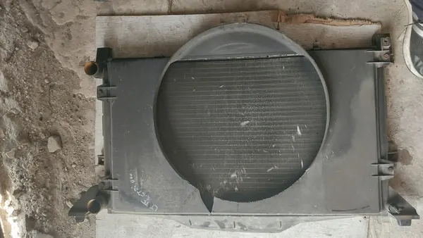 Radiador de agua VW LT28 LT35 L46 2D0121253 image 3