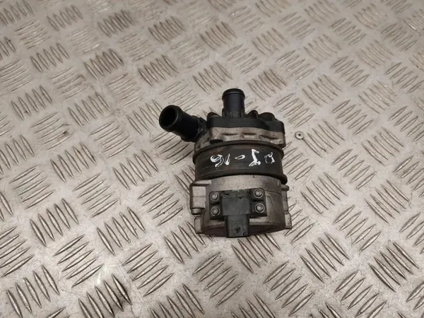 Bomba de água Audi OEM 8K0965567A - Audi OE usado image 4