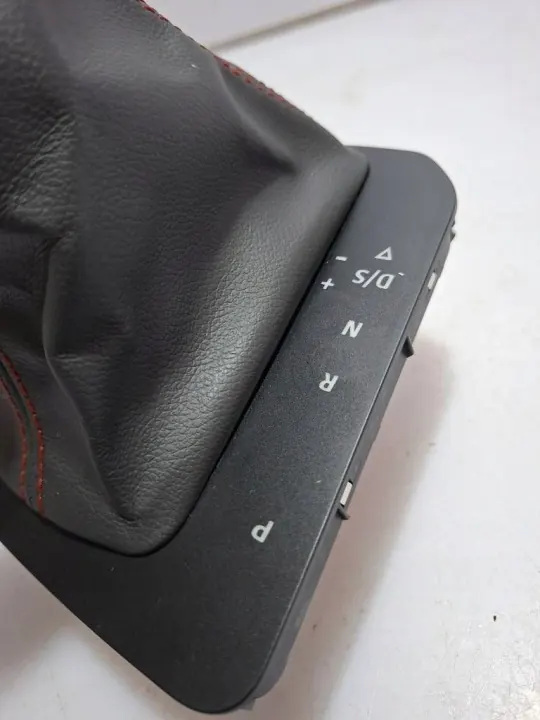 OEM 6F1713203 Funda DSG para palanca Seat Ibiza V FR image 6