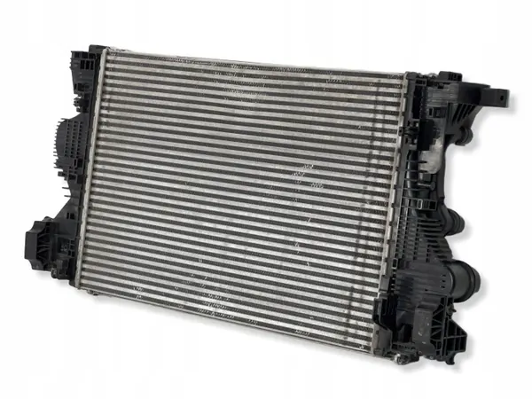 Mercedes-Benz OE A2475000203 Vesijäähdytin image 4