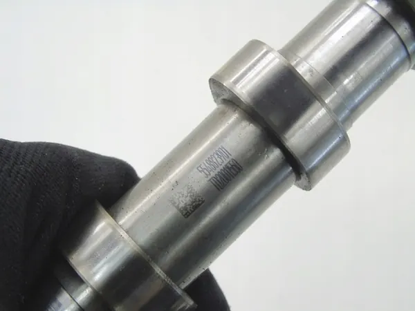 Árbol de levas OEM para motor 2.0 Cdti Diesel - Usado image 6