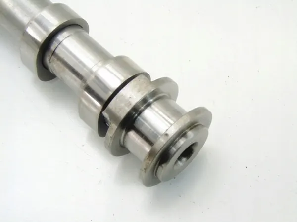 Árbol de levas OEM para motor 2.0 Cdti Diesel - Usado image 8