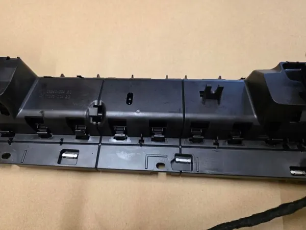 Grille de ventilation console VW Passat B8 OEM 3G1858416M image 9