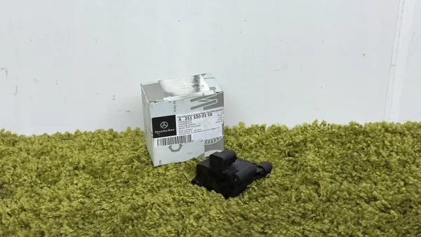 Soupape AirMatic OEM A2513200158 - Suspension Arrière image 2