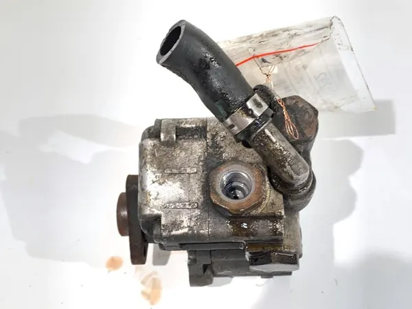 Bomba de Direção Assistida BMW E61 2.0 170CV 04-10 image 3