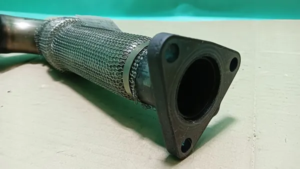 Audi A5 8T 3.0 TDI CCWA Diesel Kompensator Links image 4