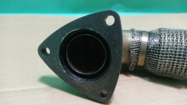 Audi A5 8T 3.0 TDI CCWA Diesel Kompensator Links image 5