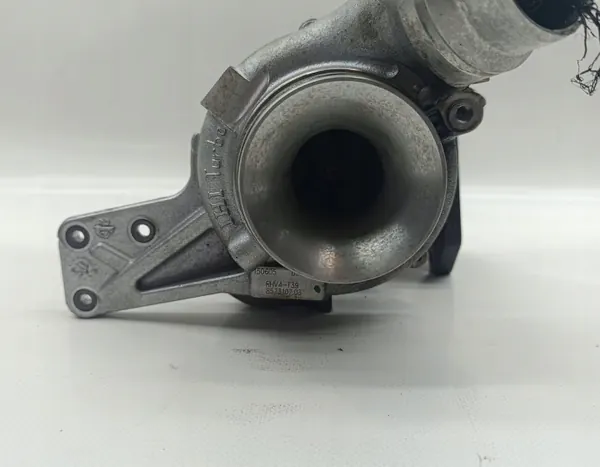 Turbocompressor usado RHV4-T39 857310703 para MINI Countryman image 4