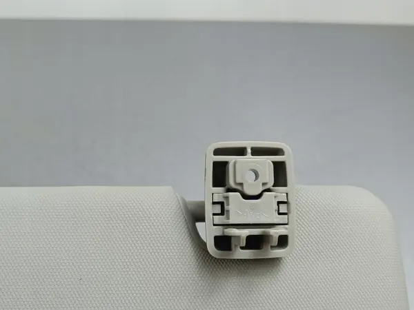 Pare-soleil Kia OE OEM FOB57356 pour Sportage 2023 image 3