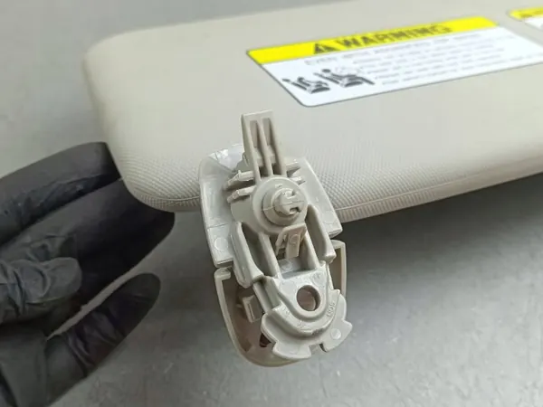 Pare-soleil Kia OE OEM FOB57356 pour Sportage 2023 image 4