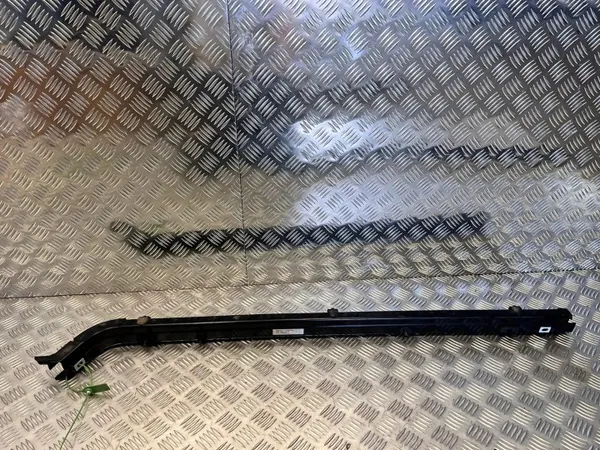 Rail de guidage porte coulissante OEM 777609769R Renault Trafic III image 5