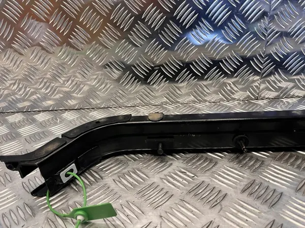 Rail de guidage porte coulissante OEM 777609769R Renault Trafic III image 6