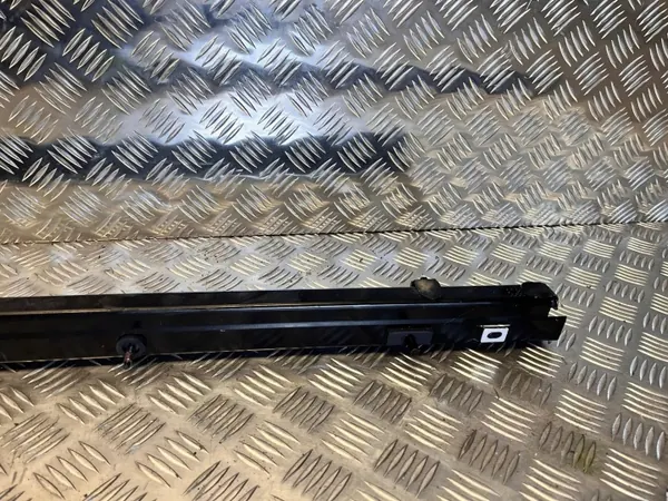 Rail de guidage porte coulissante OEM 777609769R Renault Trafic III image 7