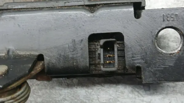 Bakluckelås OEM 3B9827505 för VW Passat B5 FL image 5