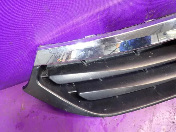 Grille Dacia Lodgy OEM Zawada-387587- Occasion image 3
