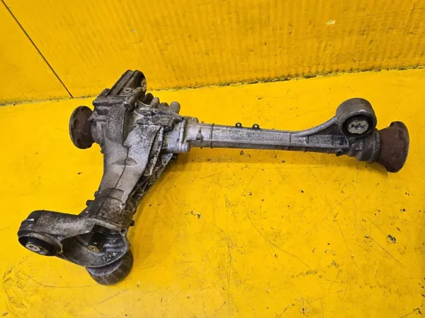 VW Touareg II 7P 3.0 TDI voorste differentieel OEM 0BM409505T image 2