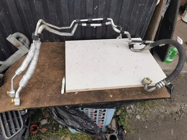 Ilmastointijohdot VW Golf V Hatchback 1.6 image 2