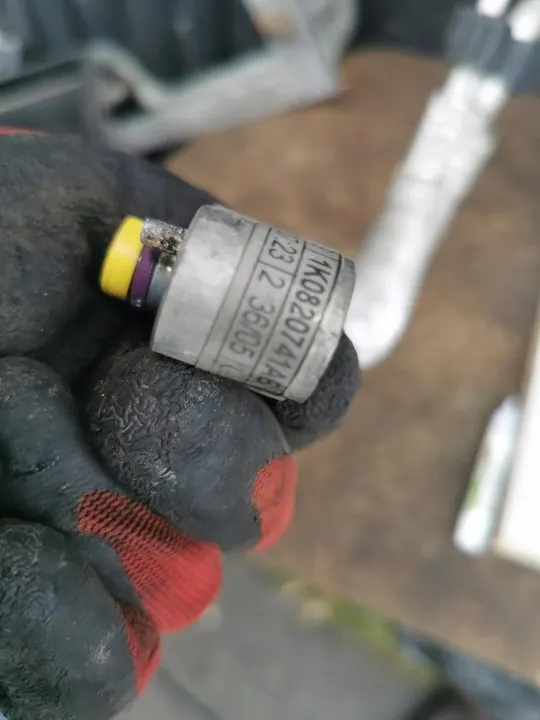 Ilmastointijohdot VW Golf V Hatchback 1.6 image 6