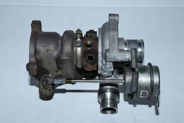 Turbocompresor 0.9 TCE Dacia Sandero II 144103742R image 3