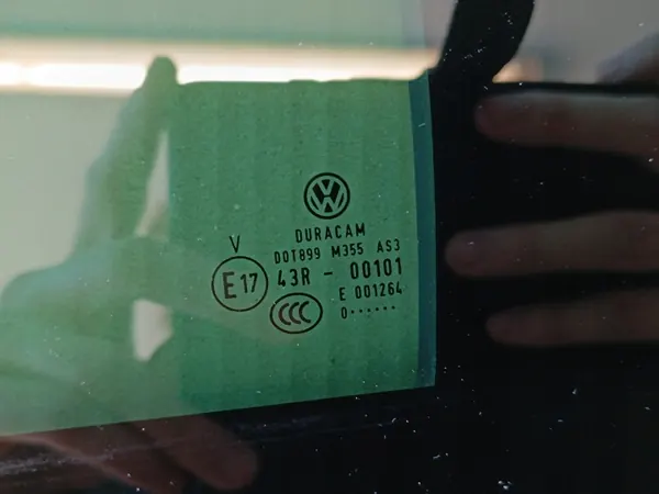 OEM 5NA845213 Vänster bakdörrsglas för VW Tiguan image 8