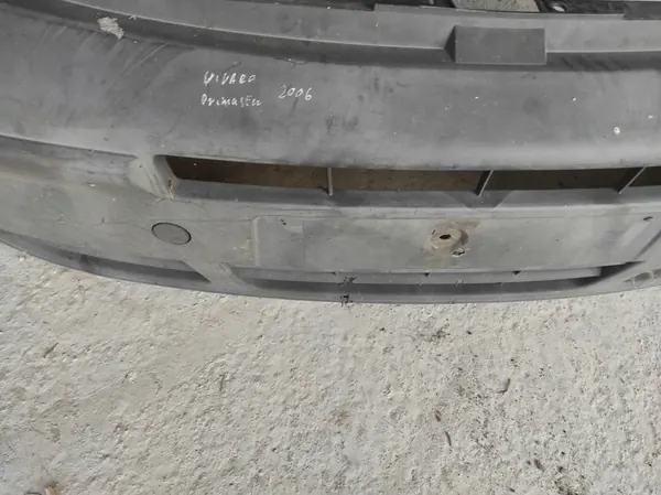 Paraurti anteriore per Trafic II Vivaro Primaster image 3