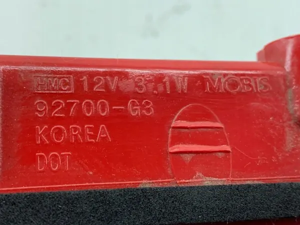 Luz Stop HYUNDAI i30 92700-G3 OEM Usado image 3
