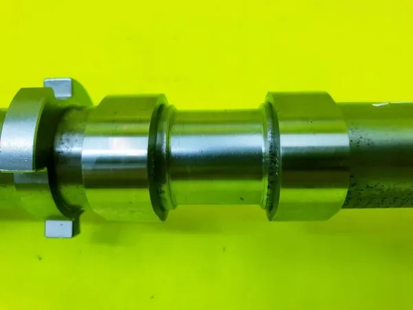 OEM 327332LH PM Nockenwelle Links Einlass Maserati image 5