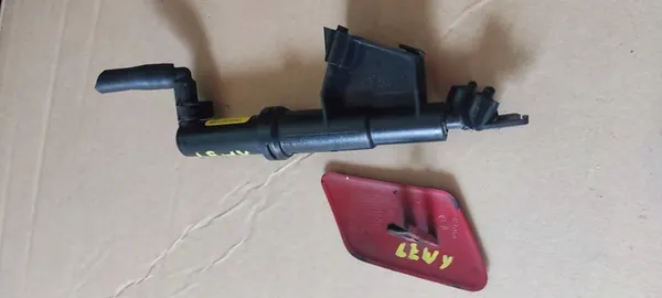 VOLVO C30 2.0 D Koplampwasinstallatie Rechts Voor 1307030347 image 2