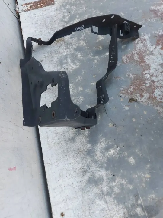 OEM 204626044-kolumb Vänster Strålkastarfäste Mercedes C-klass image 3