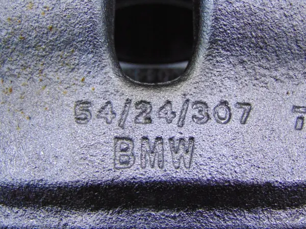 BMW 2 F44 F40 etu-oikea jarrupuristin OEM image 5
