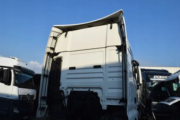 Cabina MAN TGX XXL - Peça OEM usada para Euro 5/6 image 6