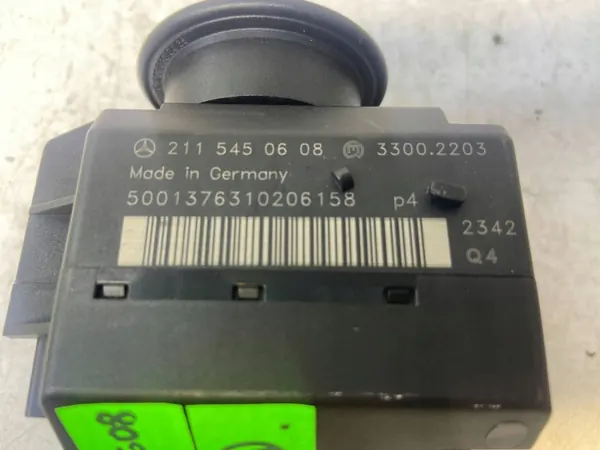 Mercedes E-klasse W211 Station OEM A2115450608 image 3