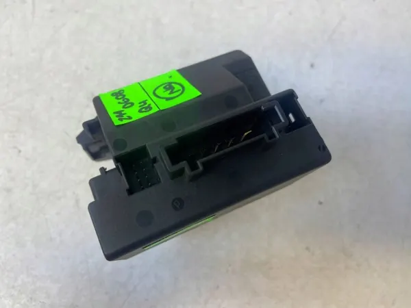 Mercedes E-klasse W211 Station OEM A2115450608 image 4